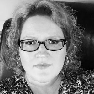 Meet your Posher, Christy